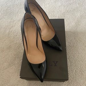 Bally black calf patent highheels